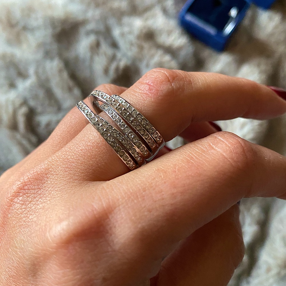 Gorgeous Swarovski ring